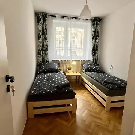 Krucza * Varsovie