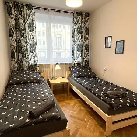 Hostel Krucza Warsaw